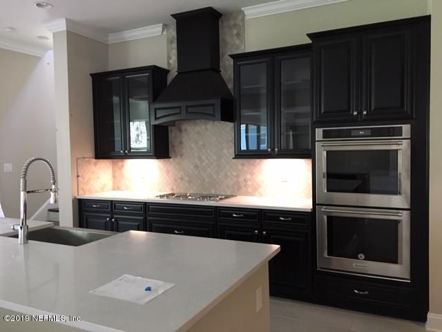 98 Sitara Ln, St Johns, FL 32259