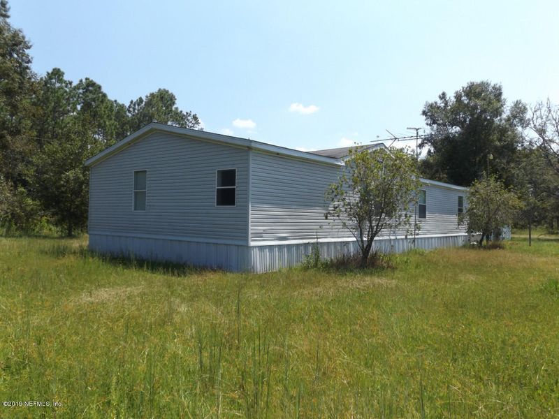 9805 Baylor Ave, Hastings, FL 32145