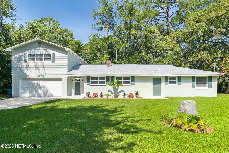 9808 Evans Rd, Jacksonville, FL 32208