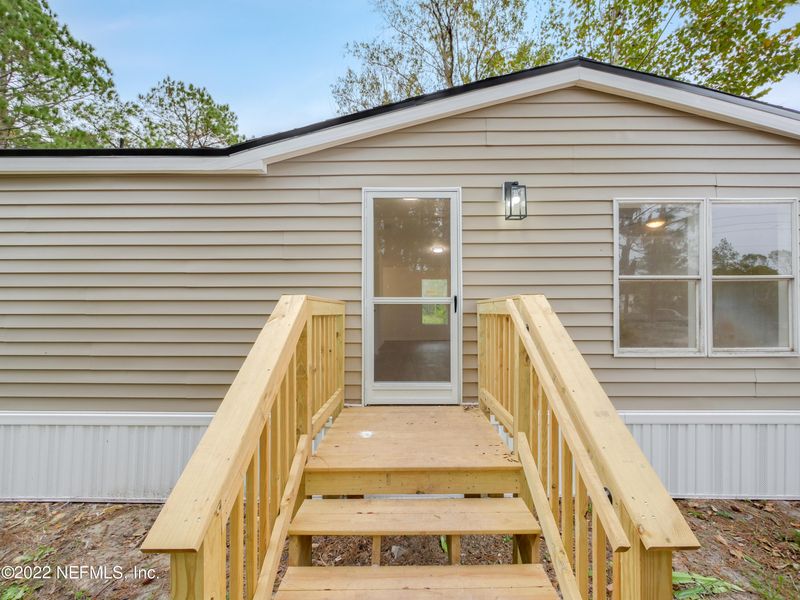 9840 Kirchherr Ave, Hastings, FL 32145