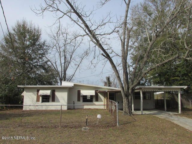 9845 Eve Dr N, Jacksonville, FL 32246
