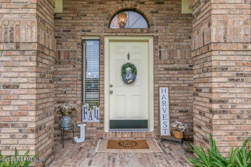 9845 Sherbrook Ln, Jacksonville, FL 32221