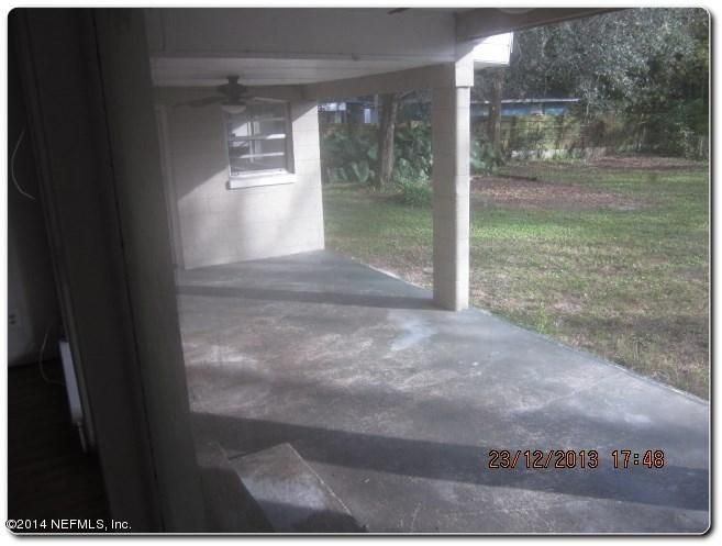 9858 Leahy Rd, Jacksonville, FL 32246