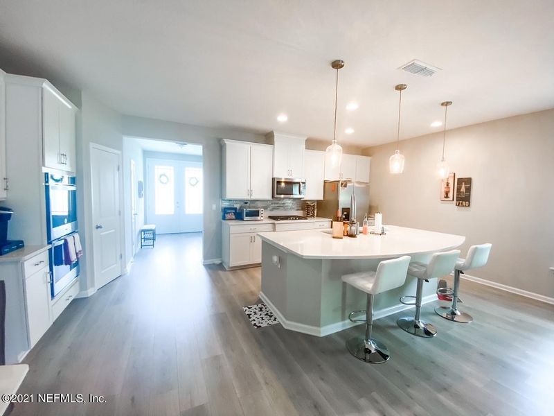 9867 Kevin Rd, Jacksonville, FL 32257