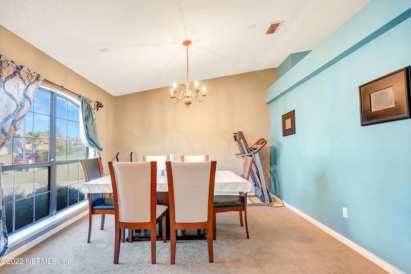 989 Fox Chapel Ln, Jacksonville, FL 32221