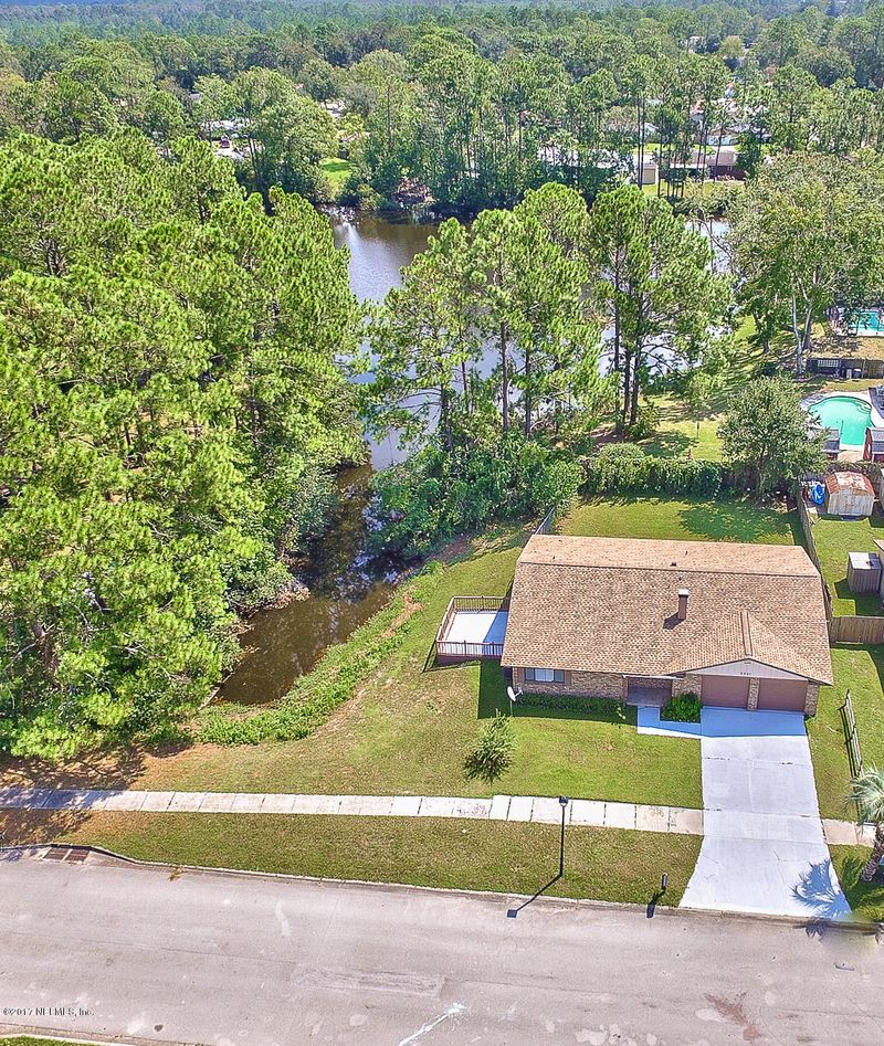 9901 Timberlake Dr, Jacksonville, FL 32257