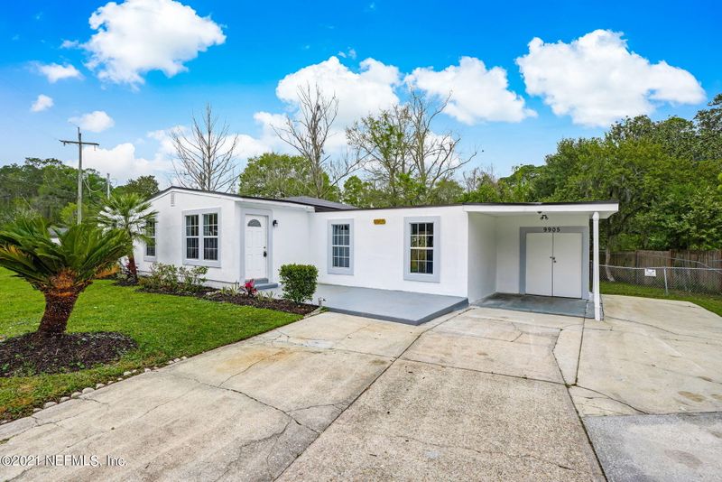 9905 Leahy Rd, Jacksonville, FL 32246