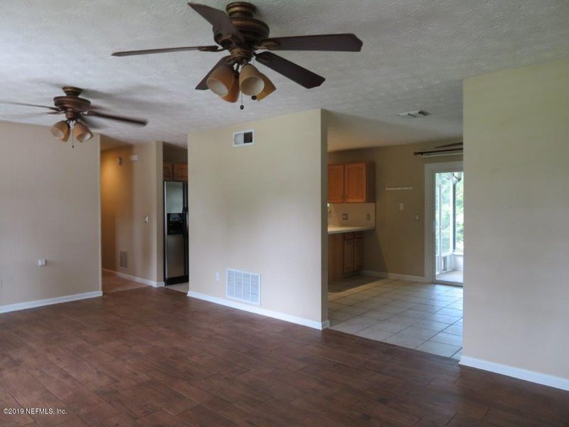 9931 Moss Side Ln, Jacksonville, FL 32257
