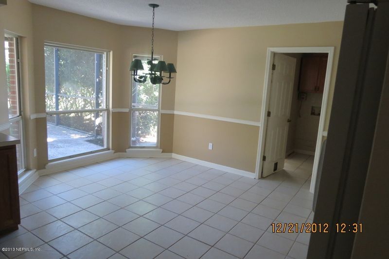 9935 Chelsea Lake Rd, Jacksonville, FL 32256