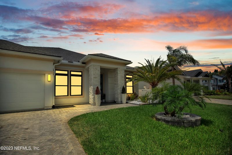9950 Exhibition Cir, Jacksonville, FL 32256