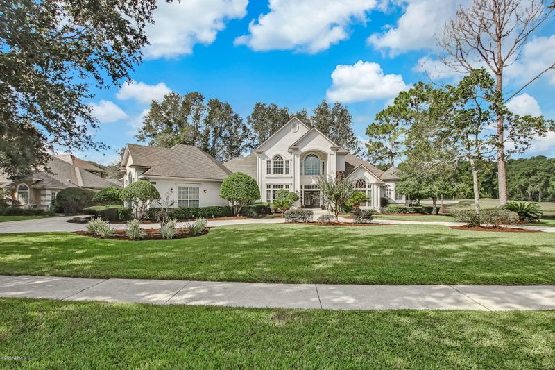 9958 Vineyard Lake Rd E, Jacksonville, FL 32256
