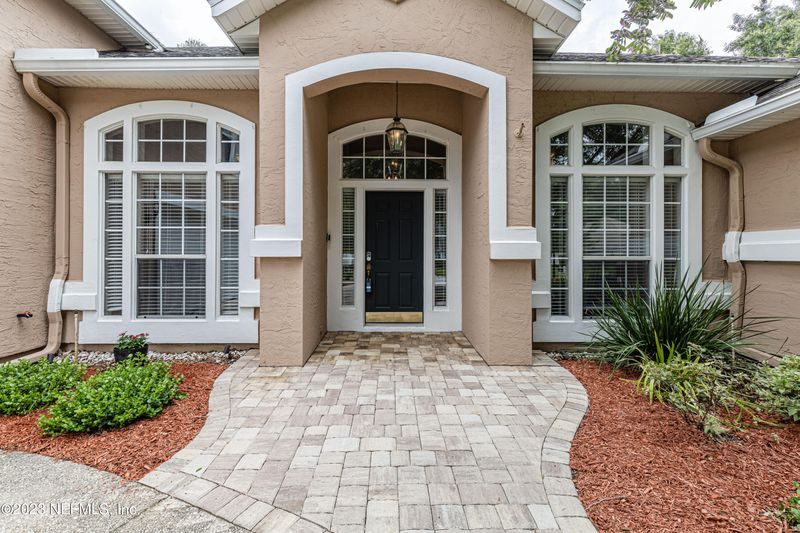 996 Blackberry Ln, St Johns, FL 32259