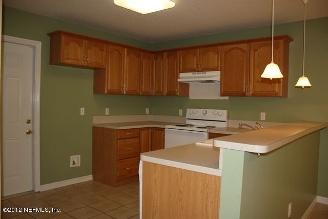 9985 Bradley Rd, Jacksonville, FL 32246