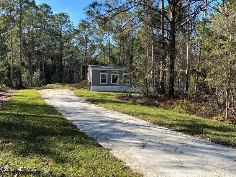 9989 Amos Ave, Hastings, FL 32145