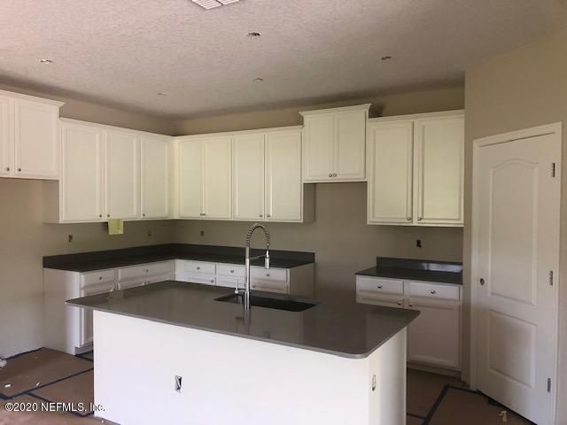 9992 Lemon Grass Ln, Jacksonville, FL 32219