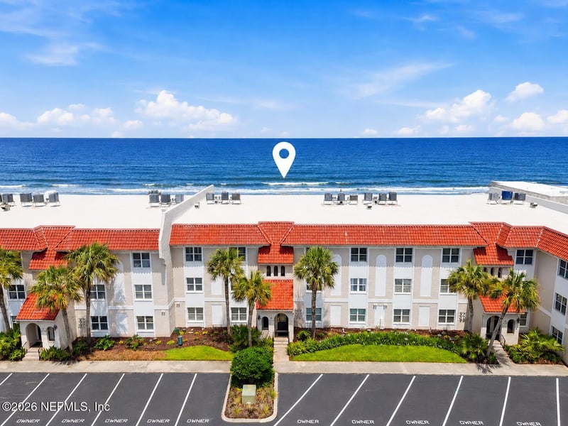 10 10th St #9B, Atlantic Beach, FL 32233