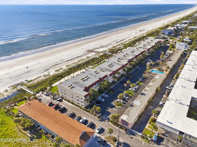 10 10th St #G42, Atlantic Beach, FL 32233