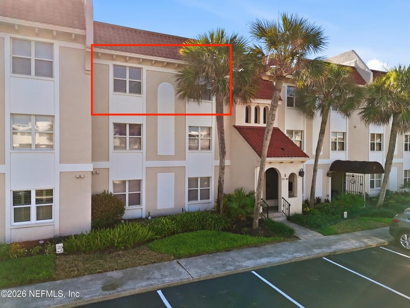 10 10th St #G42, Atlantic Beach, FL 32233