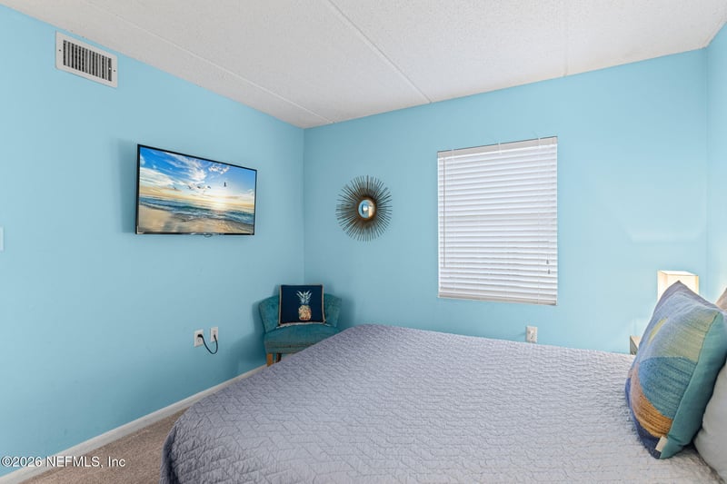10 N 11th Ave N #101, Jacksonville Beach, FL 32250
