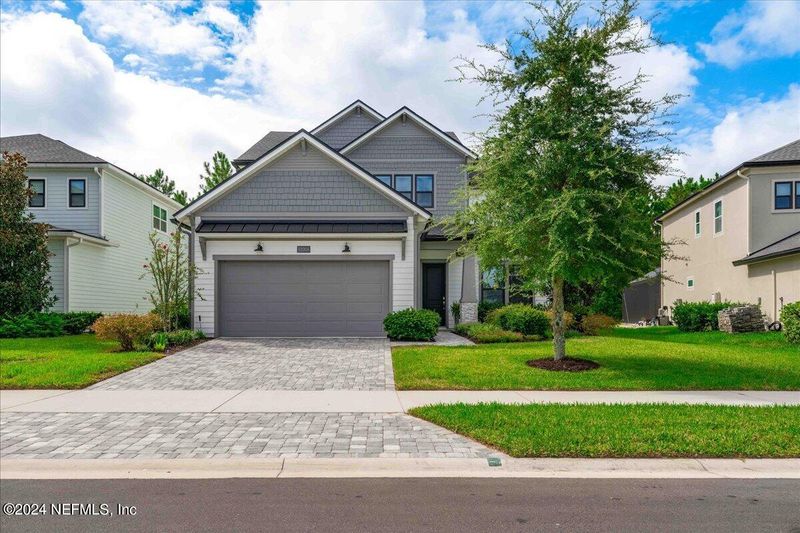 10004 Exhibition Cir, Jacksonville, FL 32256