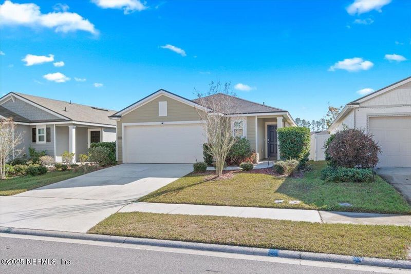 10032 Sitting Fox Dr, Jacksonville, FL 32222