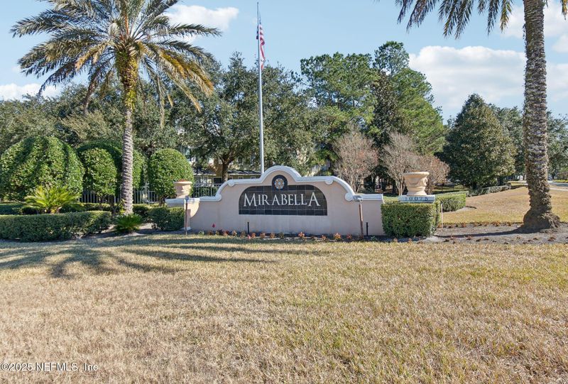 10075 Gate Pw #1611, Jacksonville, FL 32246
