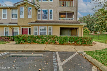 10075 Gate Pw N #1106, Jacksonville, FL 32246
