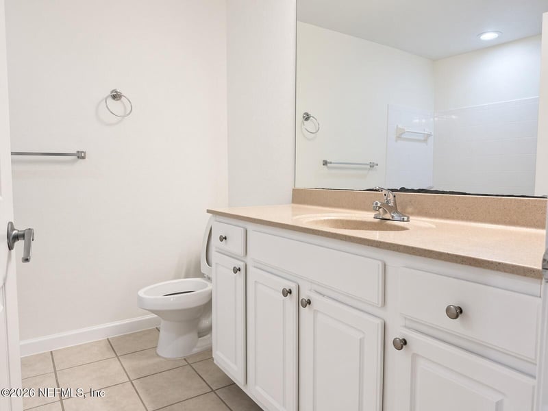 10075 Gate Pw N #1610, Jacksonville, FL 32246
