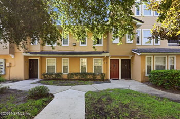 10075 Gate Pw N #305, Jacksonville, FL 32246