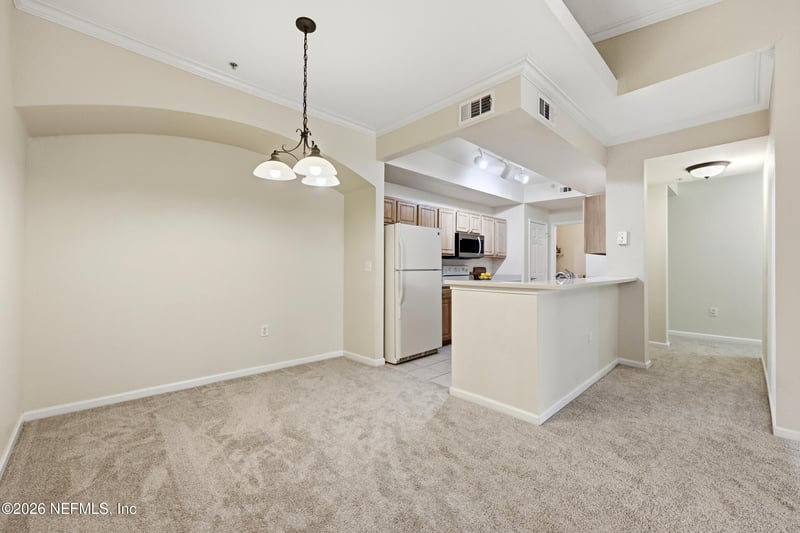 10075 Gate Pw N #305, Jacksonville, FL 32246
