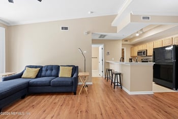 10075 Gate Pw N #911, Jacksonville, FL 32246