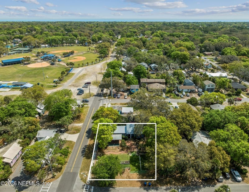 1008 Beech St, Fernandina Beach, FL 32034