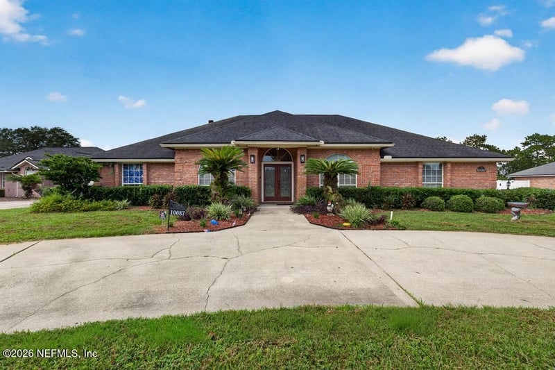 10087 Pebble Ridge Dr N, Jacksonville, FL 32220