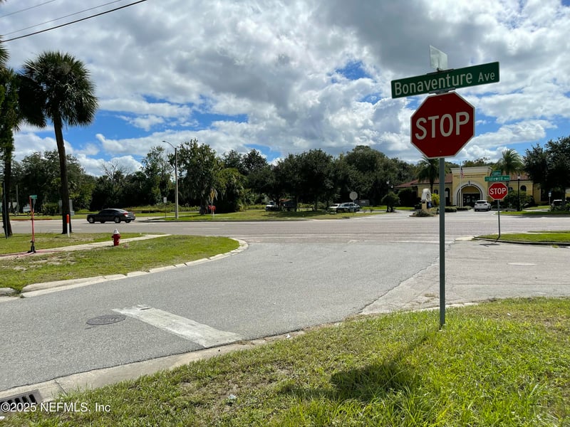 101 Esplanade Ave, Green Cove Springs, FL 32043