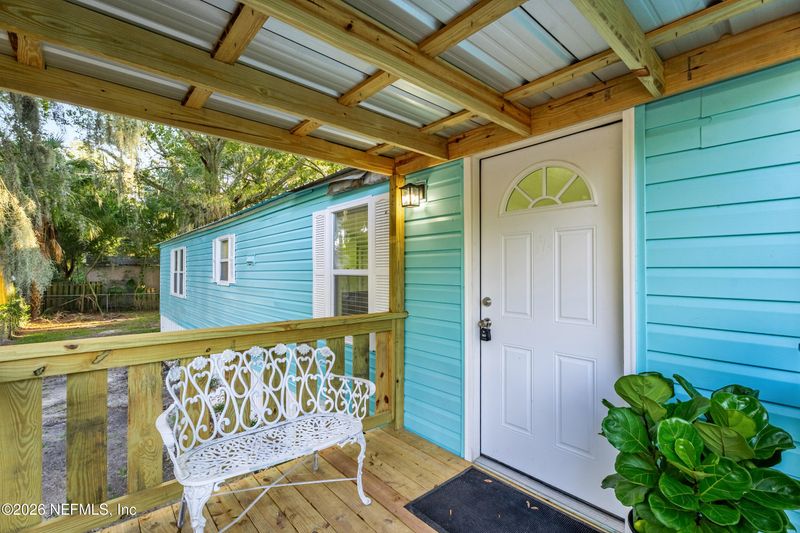 10100 Mercury Dr, Jacksonville, FL 32225