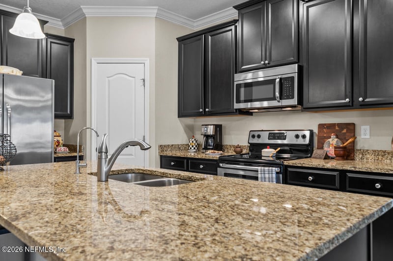 10119 Dogwood Creek Dr, Jacksonville, FL 32222