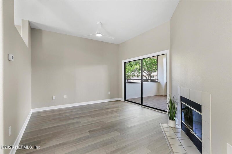 10150 Belle Rive Blvd #204, Jacksonville, FL 32256