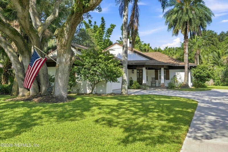 1017 Hagler Dr, Neptune Beach, FL 32266