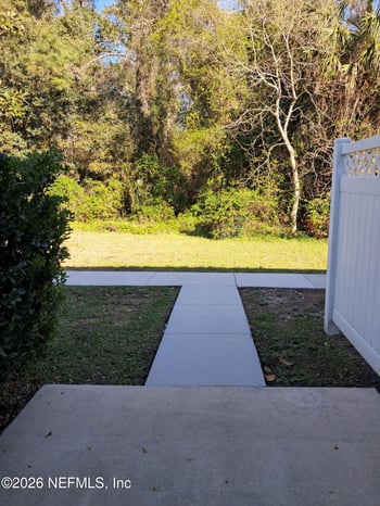 1018 N Black Cherry Dr, St Johns, FL 32259