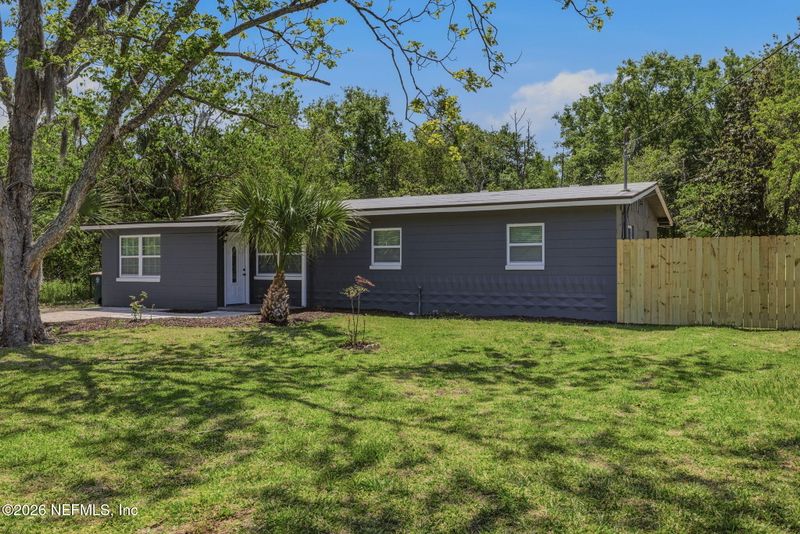10184 Herndon Rd, Jacksonville, FL 32246