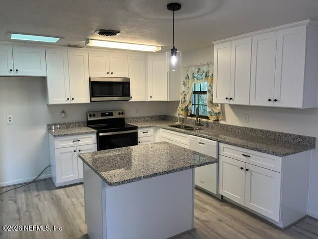 1019 Hillock Dr E, Jacksonville, FL 32221