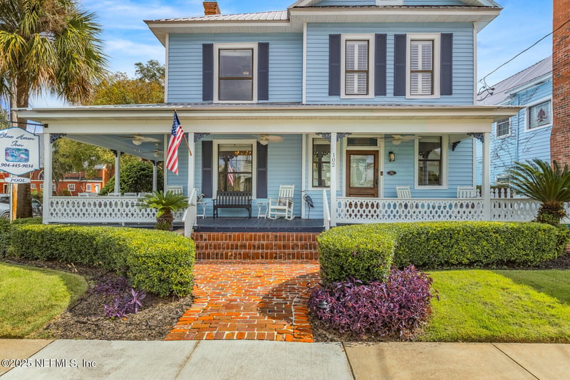 102 S 7th St, Fernandina Beach, FL 32034