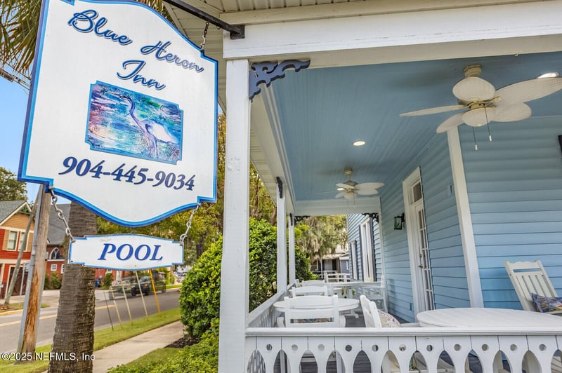 102 S 7th St, Fernandina Beach, FL 32034