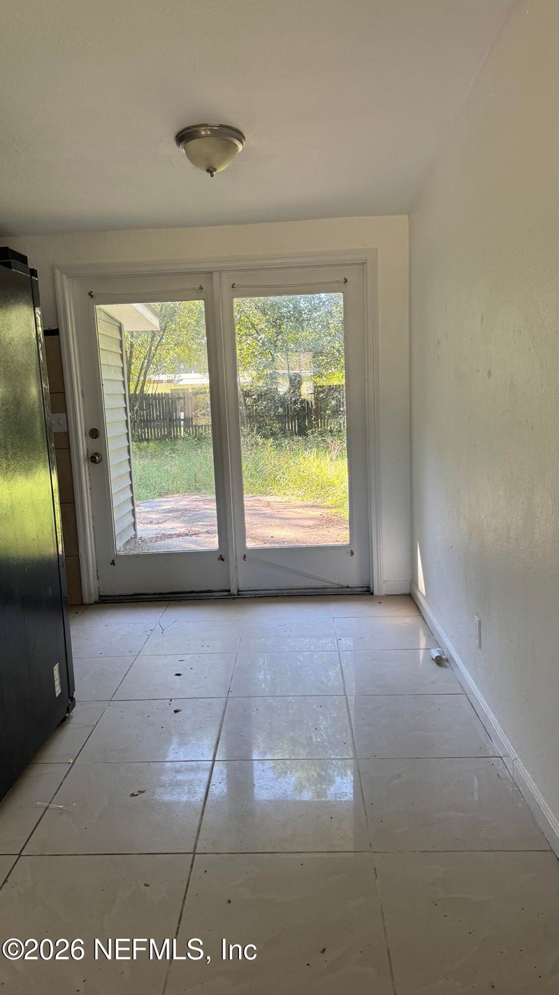 1020 Ake, Jacksonville, FL 32218