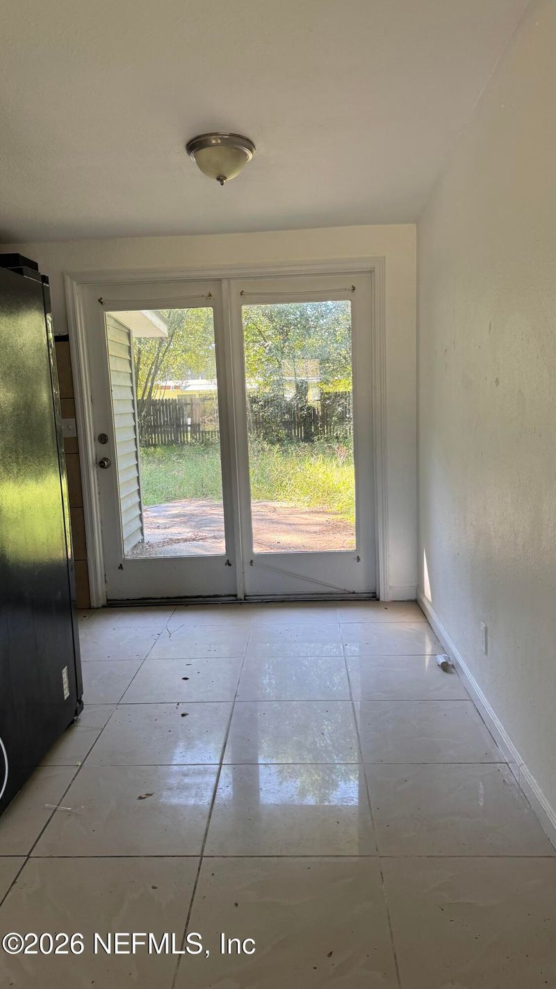 1020 Ake, Jacksonville, FL 32218
