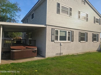10206 Shoreview Dr N, Jacksonville, FL 32218