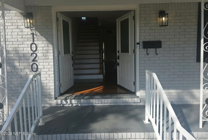 10206 Shoreview Dr N, Jacksonville, FL 32218