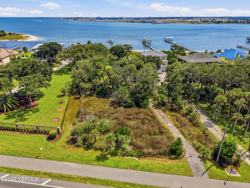 10240 Heckscher Dr, Jacksonville, FL 32226
