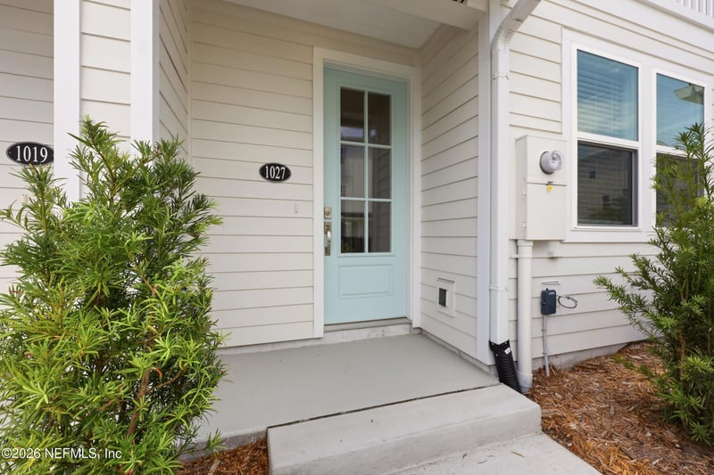 1027 N 1st Ave N, Jacksonville Beach, FL 32250