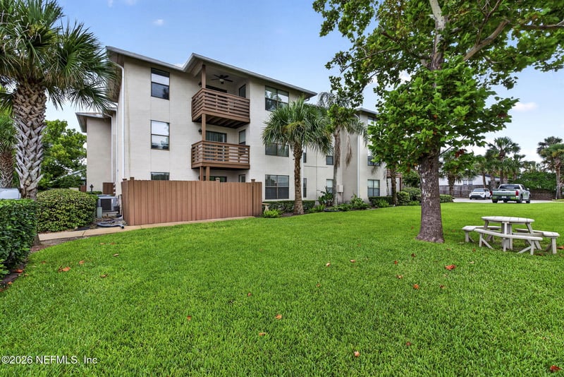 1028 4th St N #G, Jacksonville Beach, FL 32250